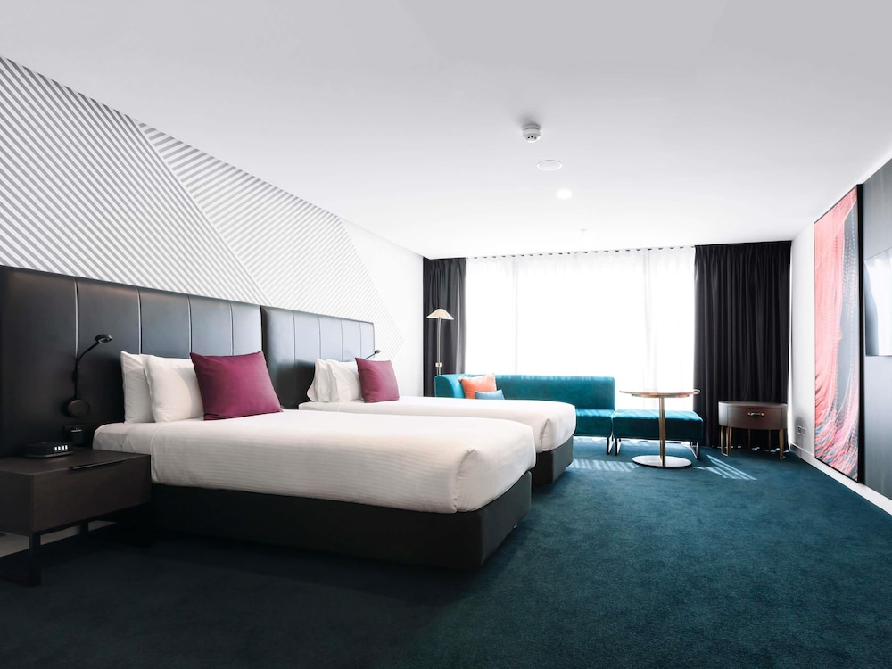 Movenpick Hotel Melbourne On Spencer 26/75