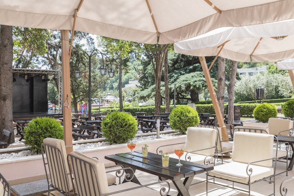 Iberostar Waves Bellevue 56/74