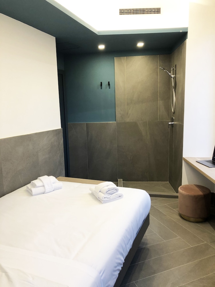 Ottaviano Smart Rooms 12/50