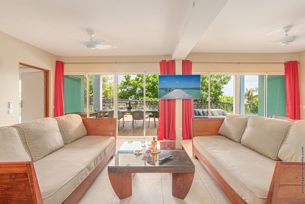 Le Cap Est Lagoon Resort 24/50