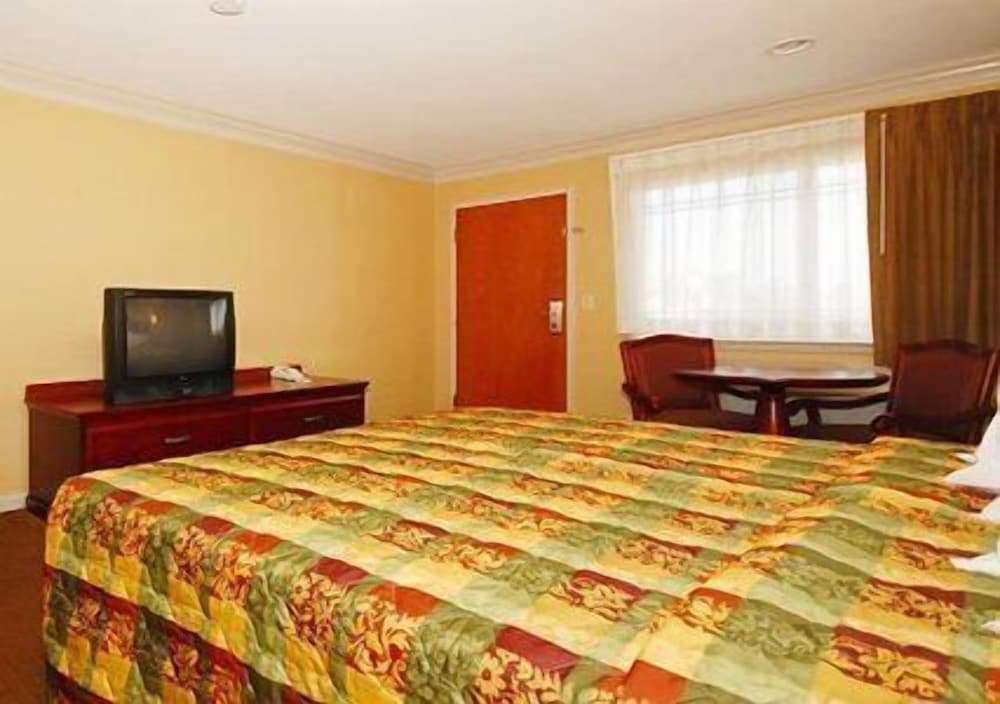 Motel6 Norwalk, CA 27/43