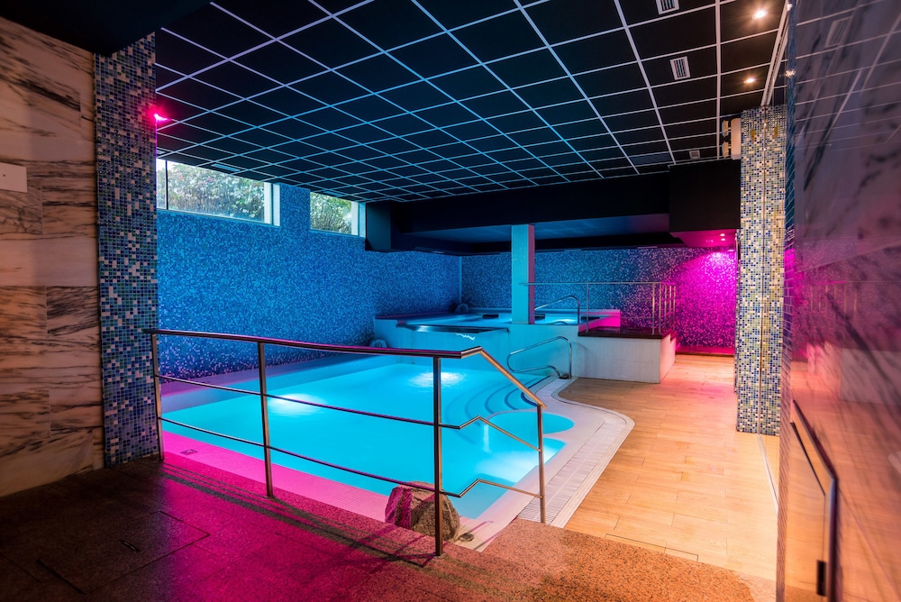 Hotel Villa Pasiega 27/50