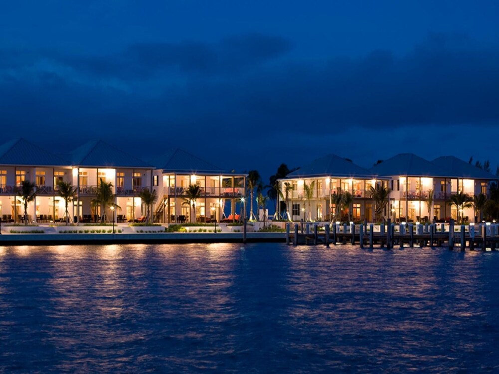 Cape Eleuthera Resort and Marina 35/40