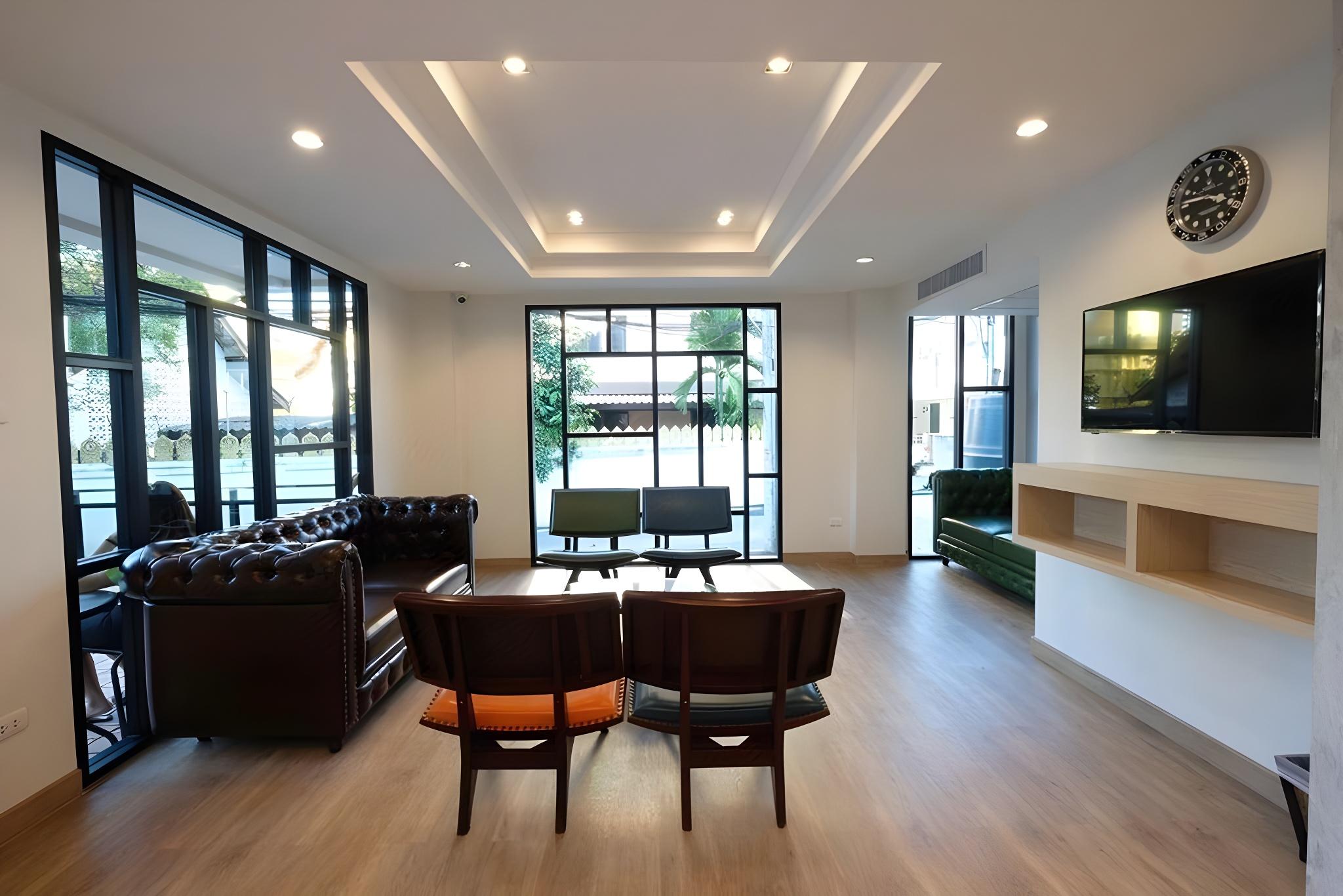 The Y House 34/43