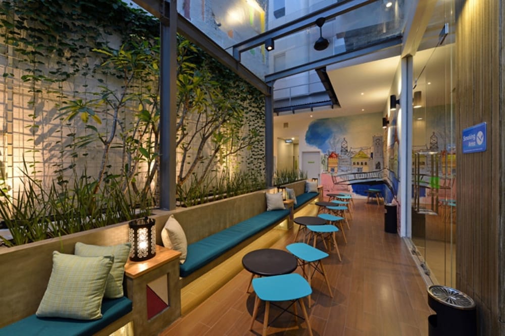 Pop Hotel Pasar Baru Jakarta 11/24