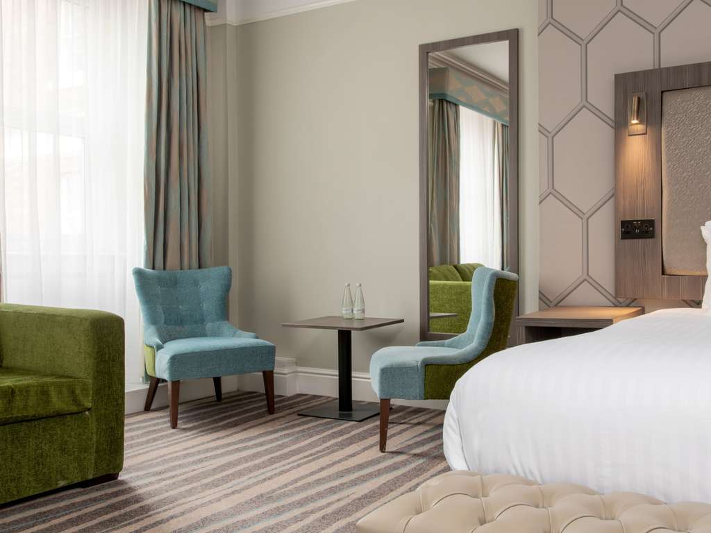 Classic, Twin Beds, King Bed, King Wing