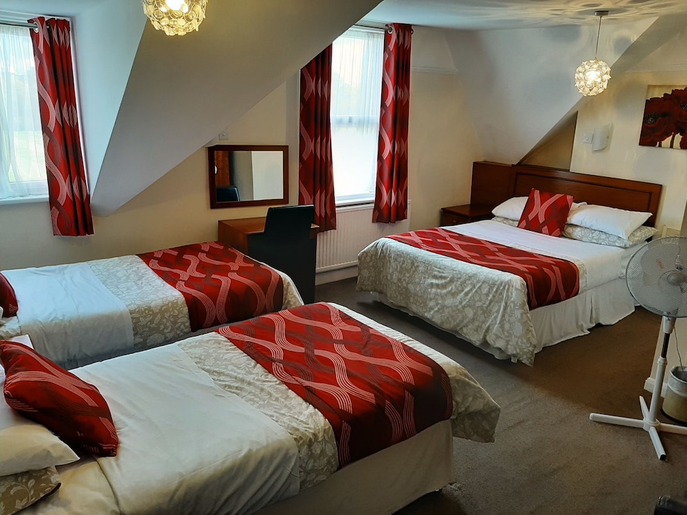 Sportsview Guest House 26/61