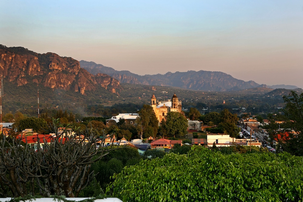 Posada Del Tepozteco Hotel 73/77