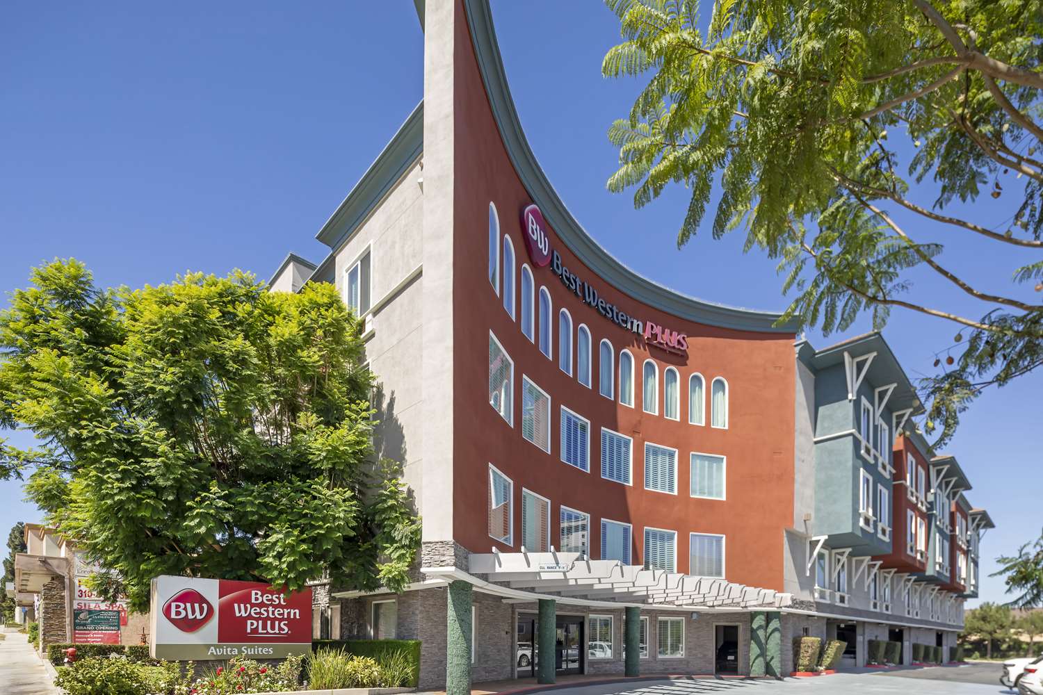 Best Western Plus Avita Suites 2/16