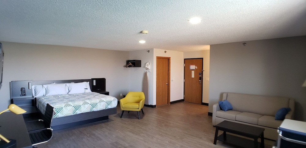 Motel6 Kewanee, IL 9/62