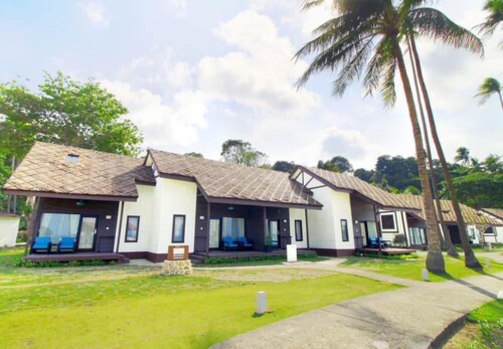 Mayang Sari Beach Resort 4/68