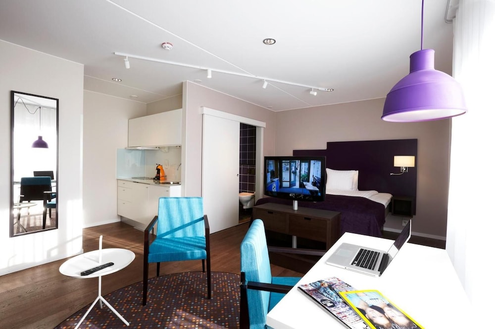 Finn Apartments 34/44