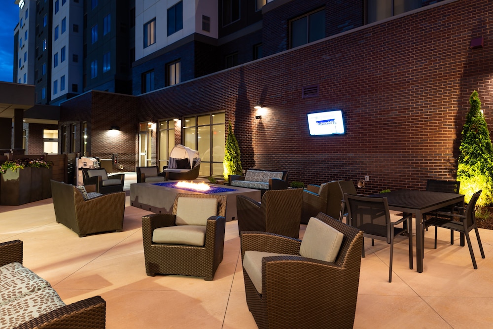 Residence Inn By Marriott Charlotte Northlake 34/45