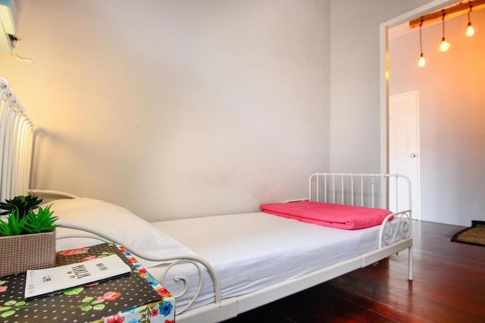 Hua Hin Lubsabai Hostel 22/39