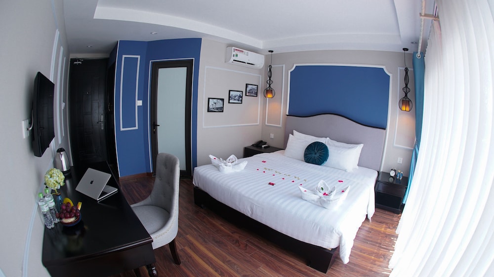 Hanoi La Castela Hotel 24/45
