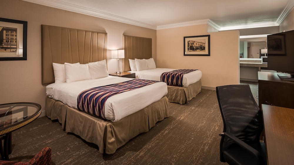 Best Western Garden Inn 12/35