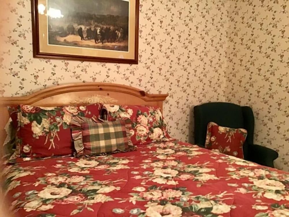 Brookview Manor Inn of the Poconos 28/51