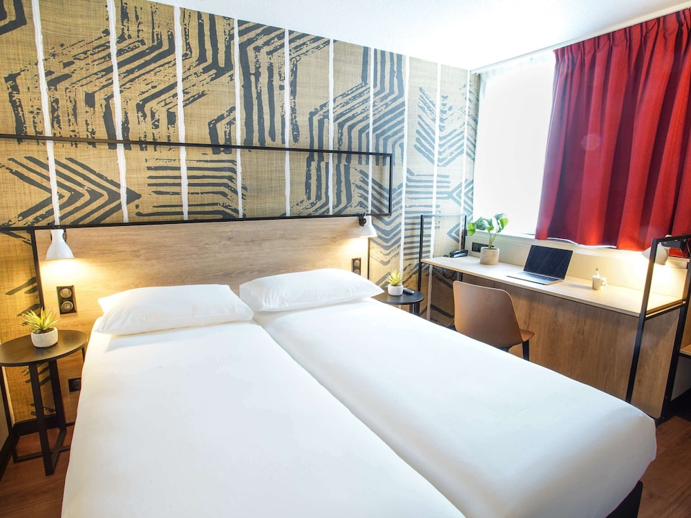 STANDARD, TWIN BEDS