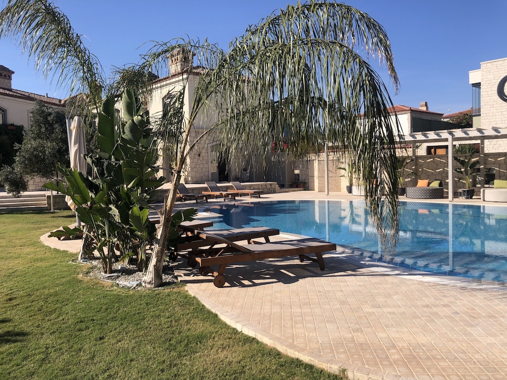 Triangulo Hotel 40/50