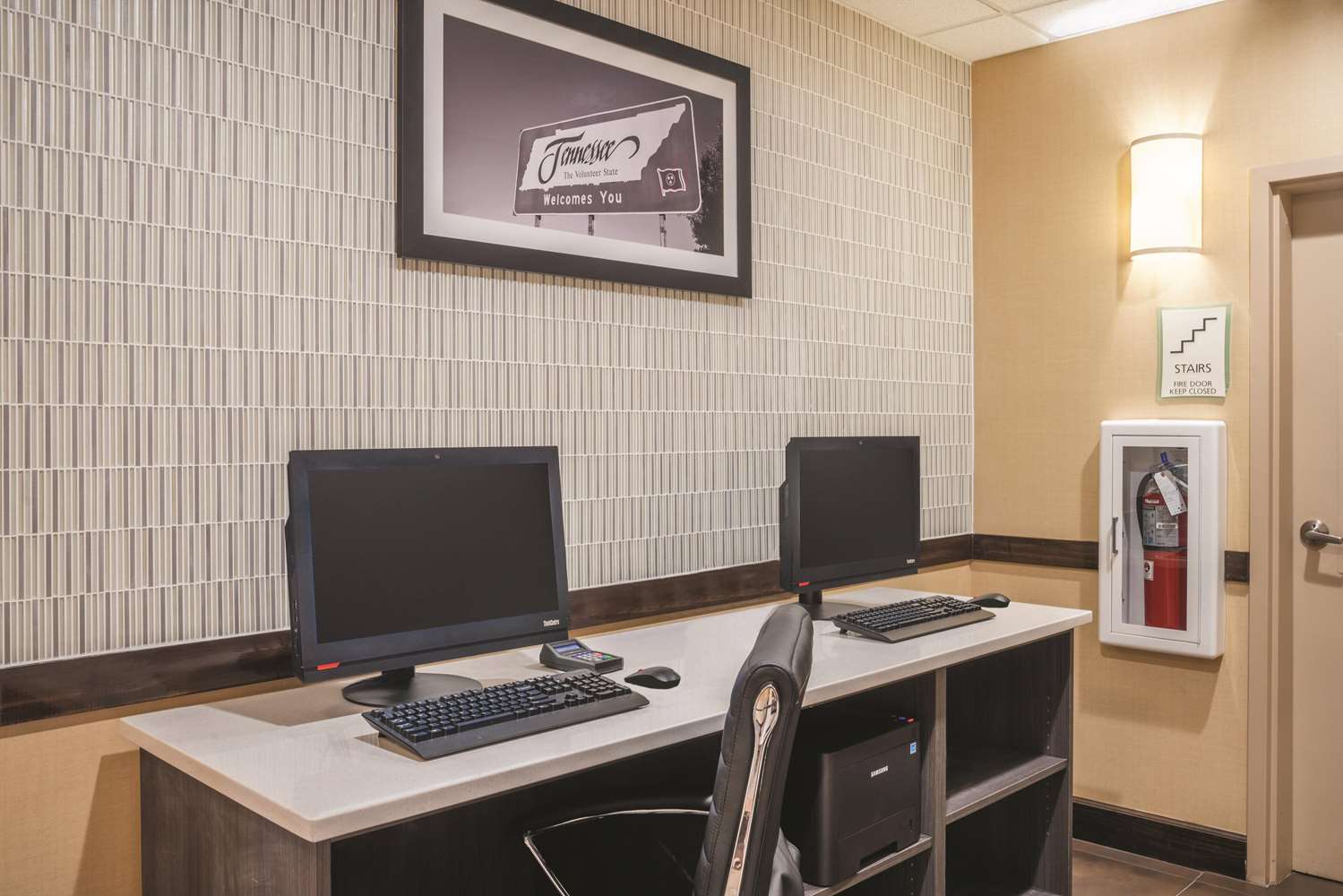 La Quinta Inn Suites Smyrna 35/45