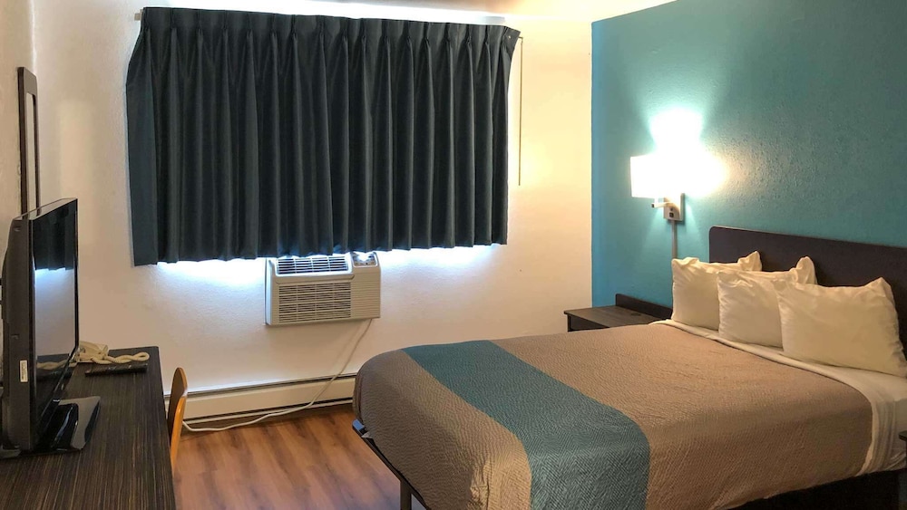 Days Inn by Wyndham La Crosse 29/59