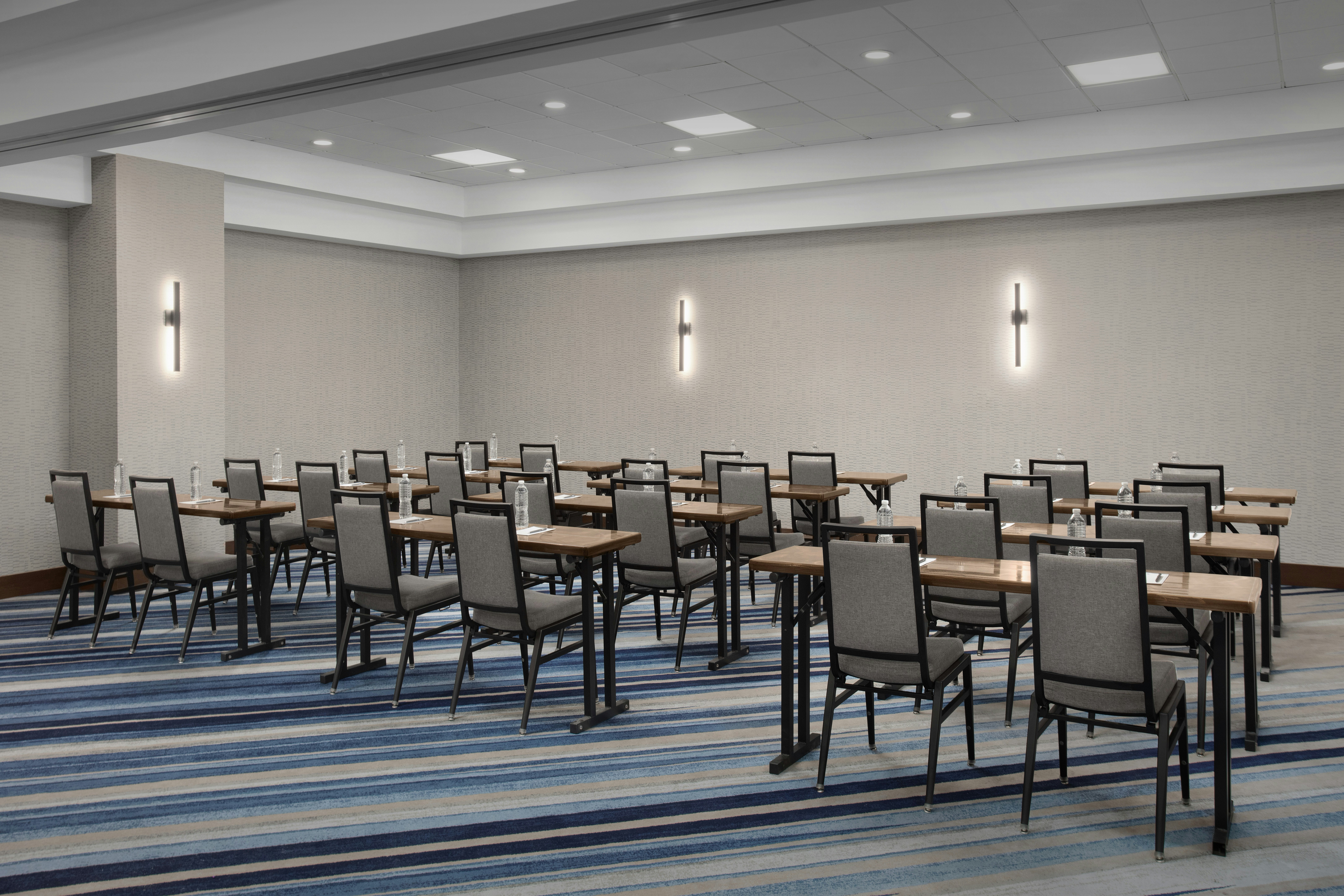 Embassy Suites by Hilton Dallas Near the Galleria 63/71