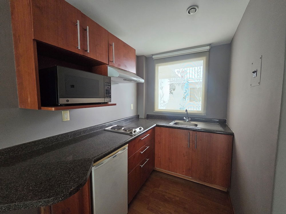 Residence L Heritage Aristoteles 140 By Bluebay Ex Suites Aristoteles 140 4/57