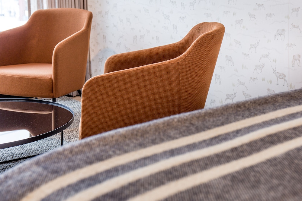 Hew & Draw Hotel 23/36