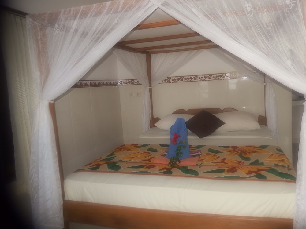 Bukit Indah Home Stay 20/50