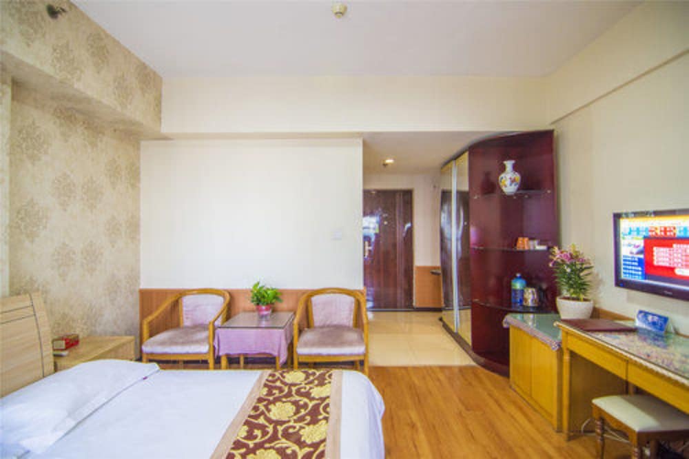 Golden Tree Business Hotel 21/25
