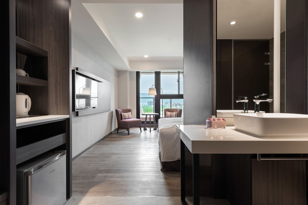 Lakeshore Hotel Yilan 30/46