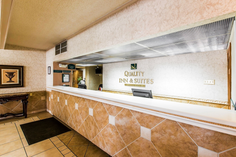 Quality Inn & Suites Waycross 11/45