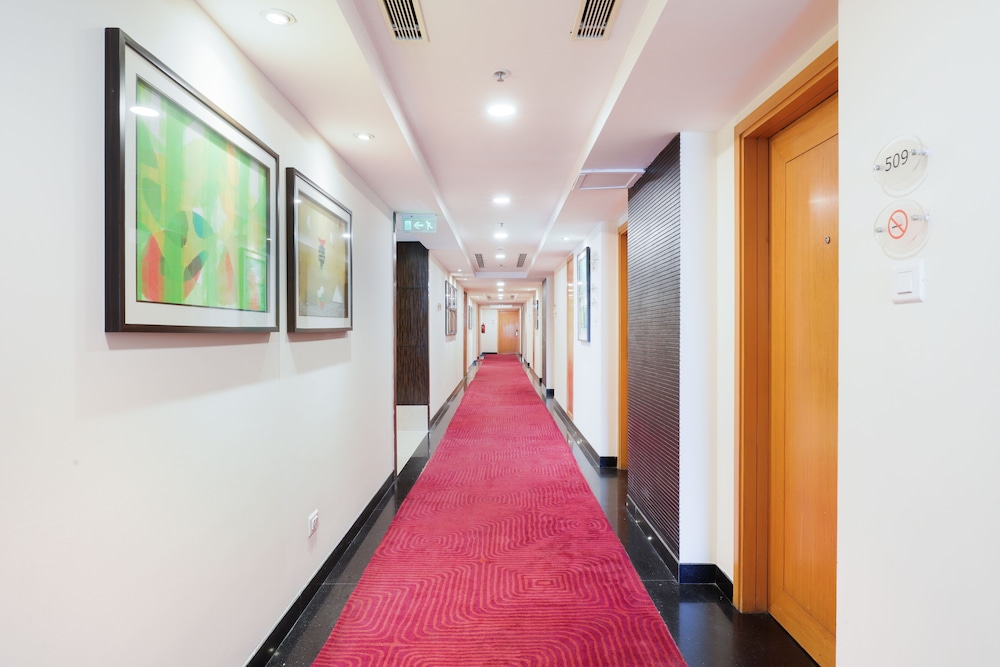 Lemon Tree Hotel Whitefield Bangalore 20/53