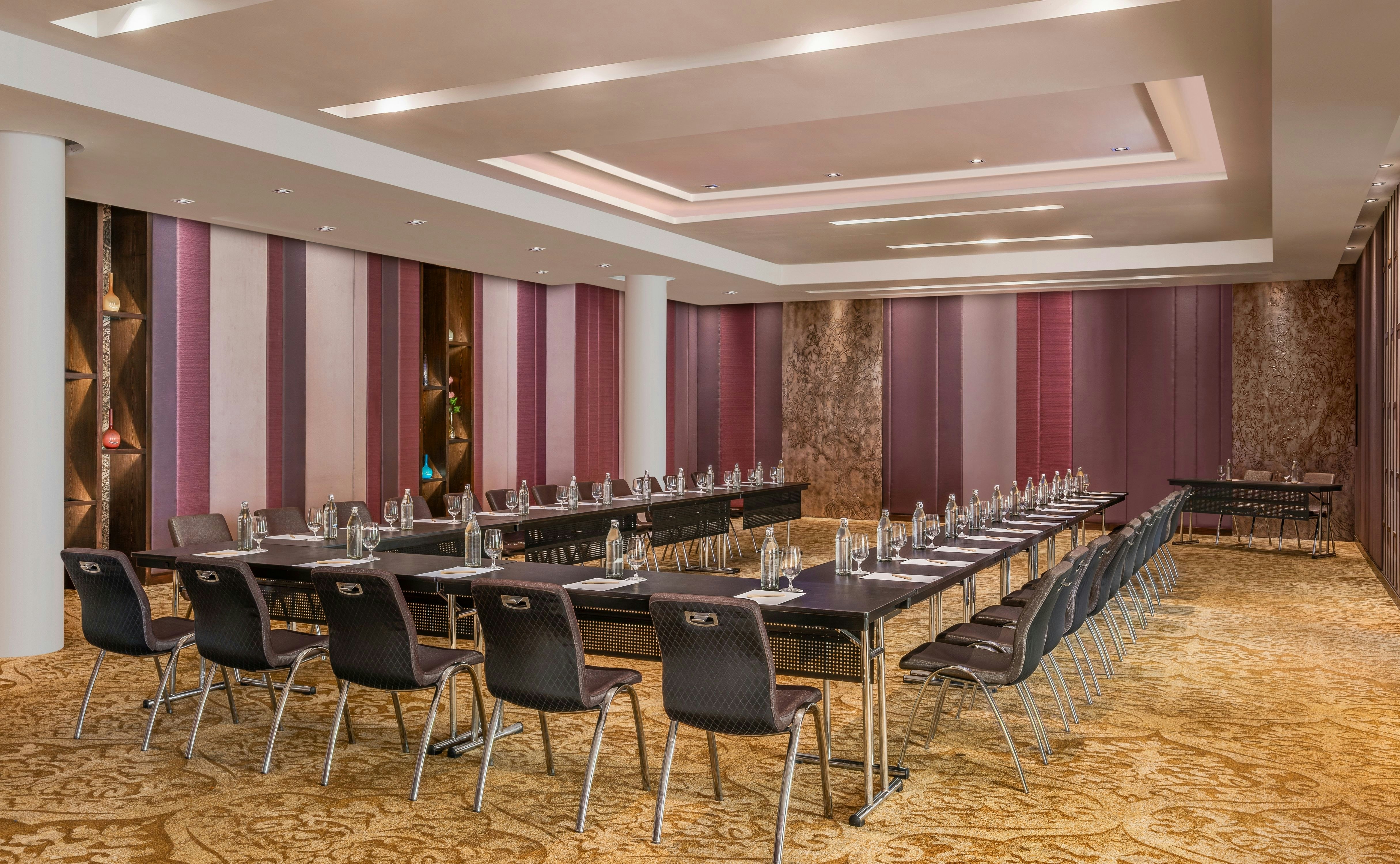 Hilton Bangkok Suvarnabhumi Golf Resort & Spa 98/114