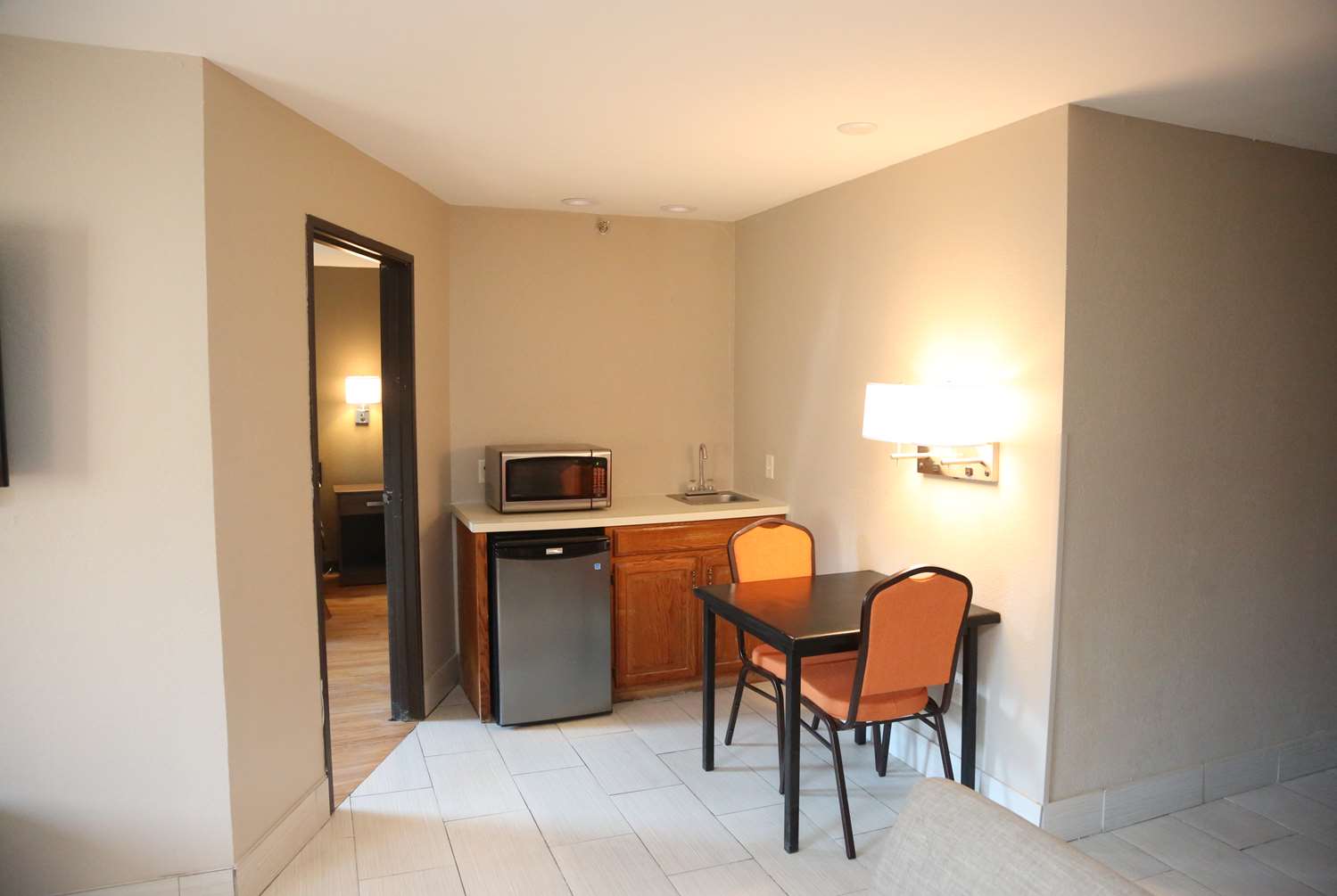 Super 8 by Wyndham Portsmouth 34/38