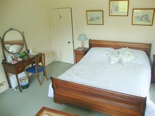 Burcombe Manor 5/14