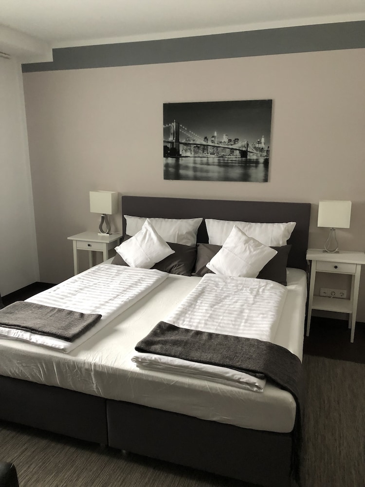 Hotel Restaurant zum alten Postwagen 18/50