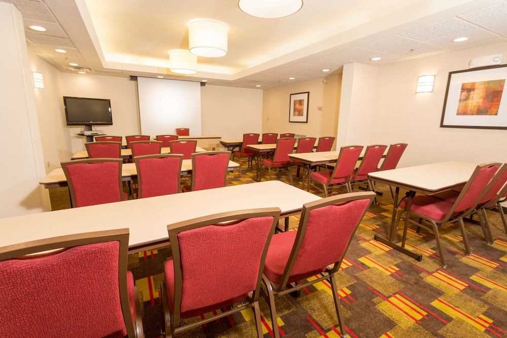 DRURY INN AND SUITES ATLANTA MARIETTA 37/50