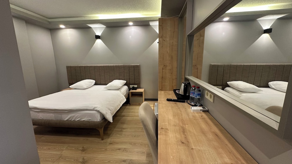 Evim Hotel 25/50