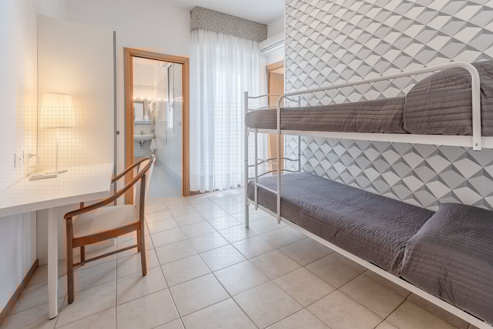 Hotel Sanremo 21/55