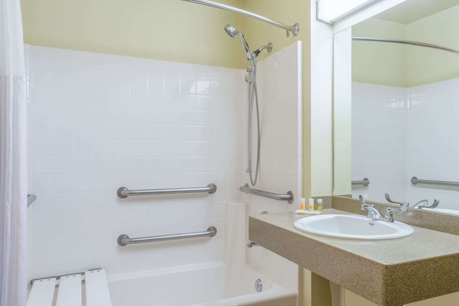 Days Inn by Wyndham Chino Valley 31/32