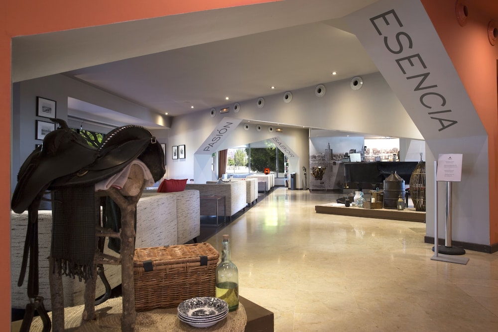 Ribera de Triana Hotel 7/50
