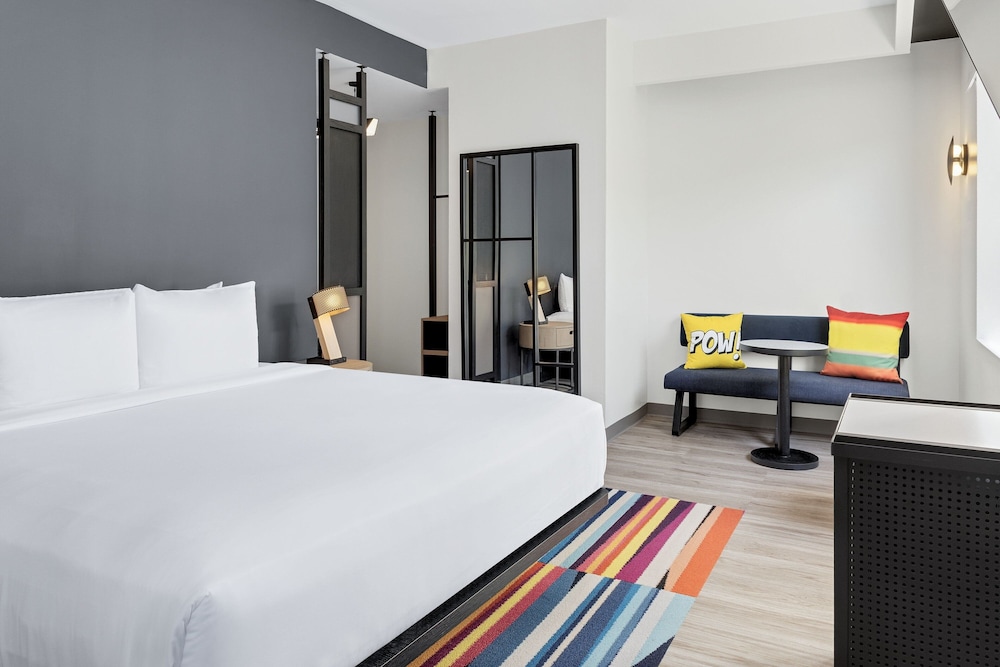 Aloft Santo Domingo Piantini 4/45