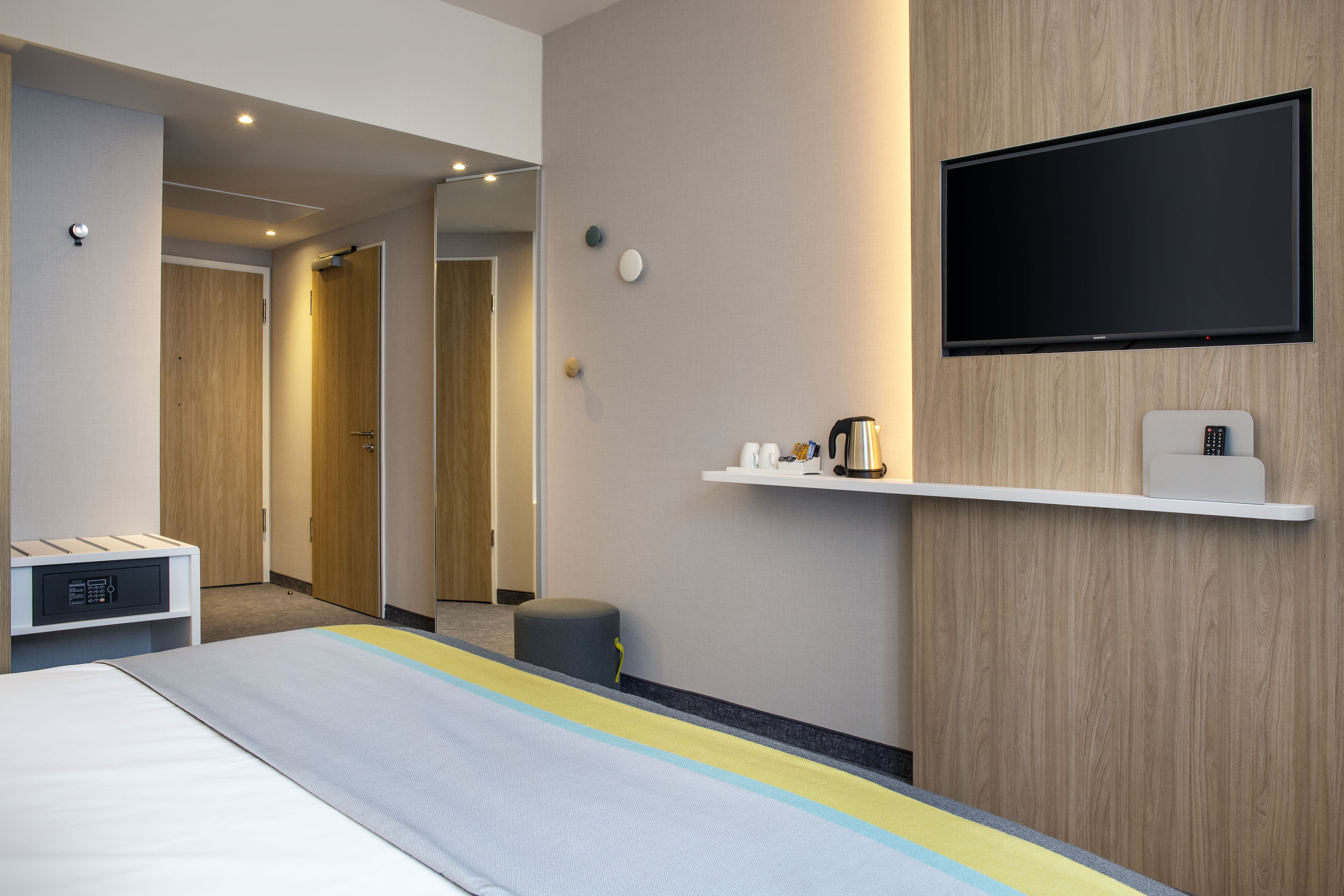 HOLIDAY INN EXPRESS STUTTGART - WAIBLINGEN 26/69