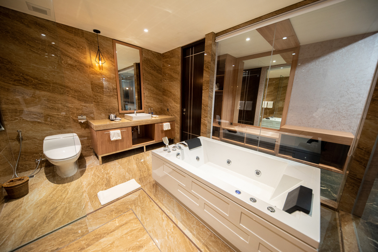 Bridal, Presidential, Suite, Indoor Jetted Tub