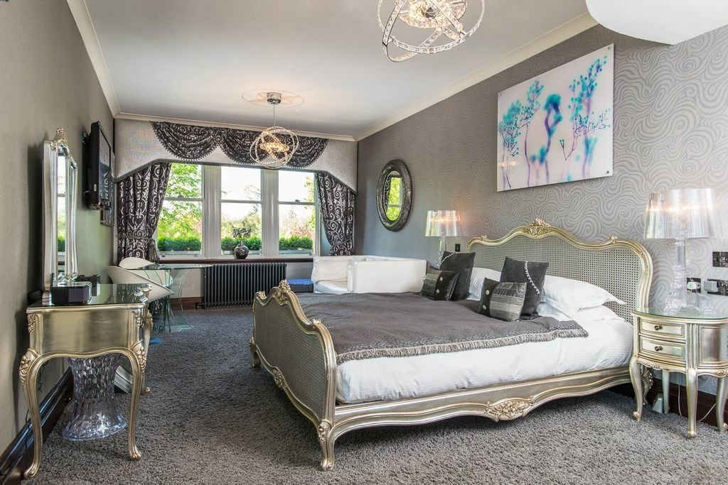 Super, Luxury, Suite, King Bed, Hot Tub