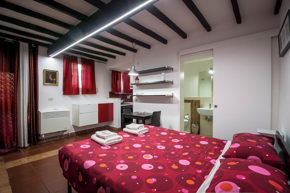 Nice Studio in Trastevere 10/49