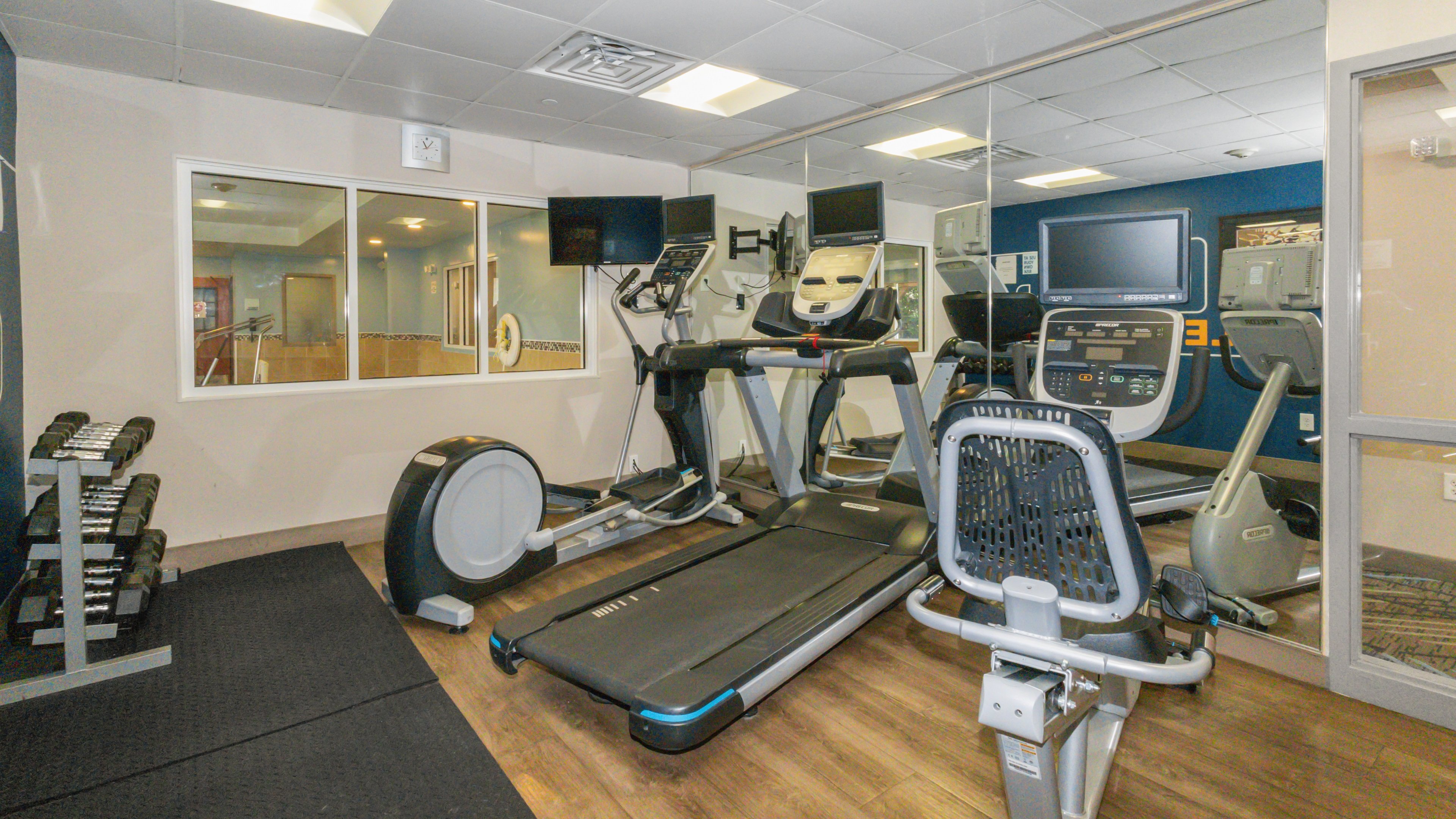 Holiday Inn Express Hotel Suites Hampton South Seabrook 43/78