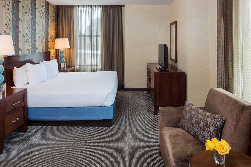 Hyatt Regency Buffalo 17/60