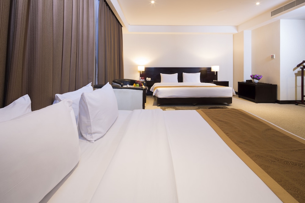Monroe Hotel Bahrain 23/66